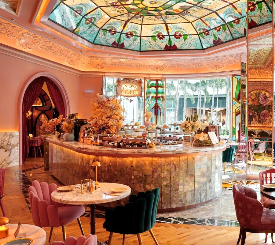 Select Restaurant, Kuwait